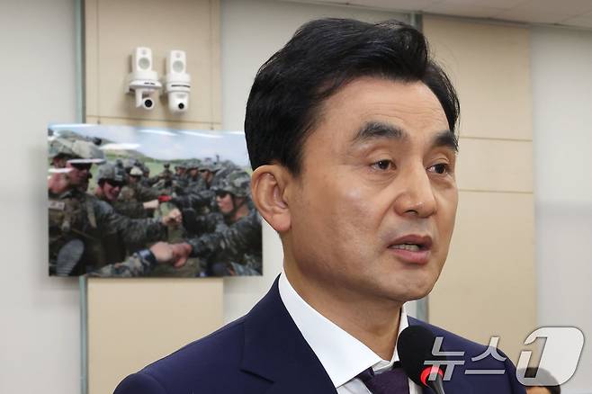 안규백 국방부 장관 후보자가 15일 오전 서울 여의도 국회 국방위원회 전체회의장에서 열린 인사청문회에 출석해 모두발언을 하고 있다. 2025.7.15/뉴스1 ⓒ News1 이광호 기자