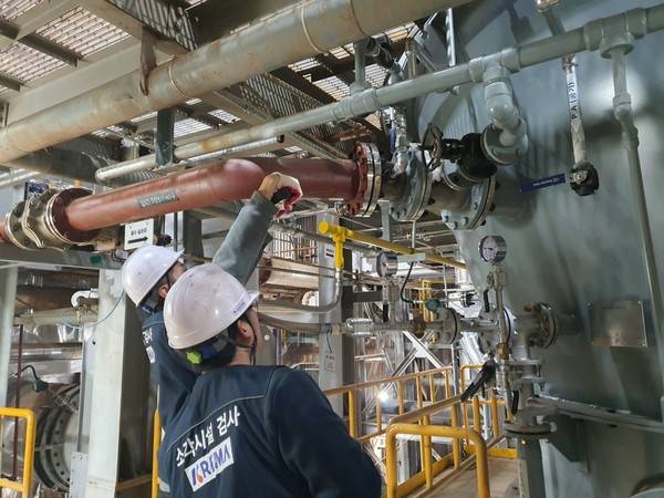 하수찌꺼기 소각시설 점검 현장.