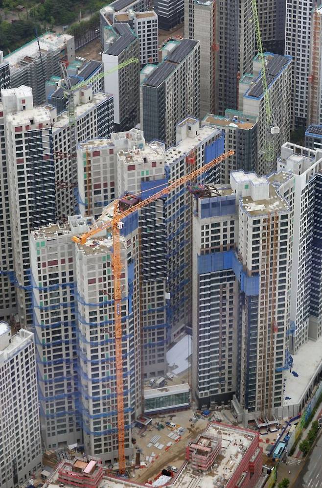 올해 5월 서울 송파구 잠실르엘아파트 건설 현장. 연합뉴스