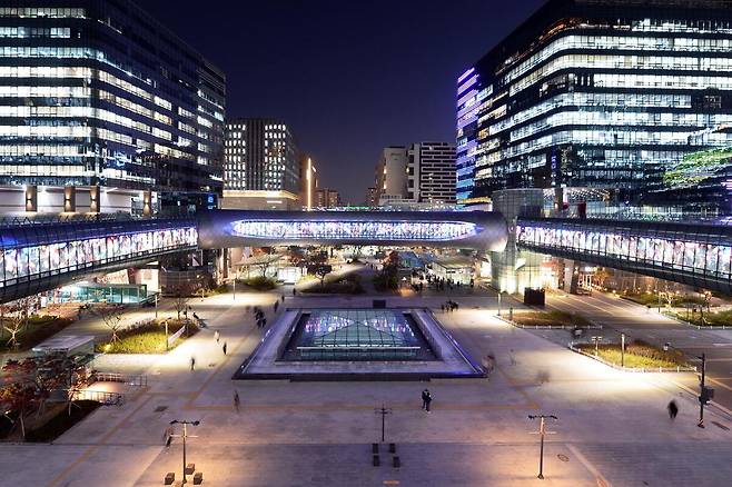 판교 테크노밸리 야경. 성남시 제공