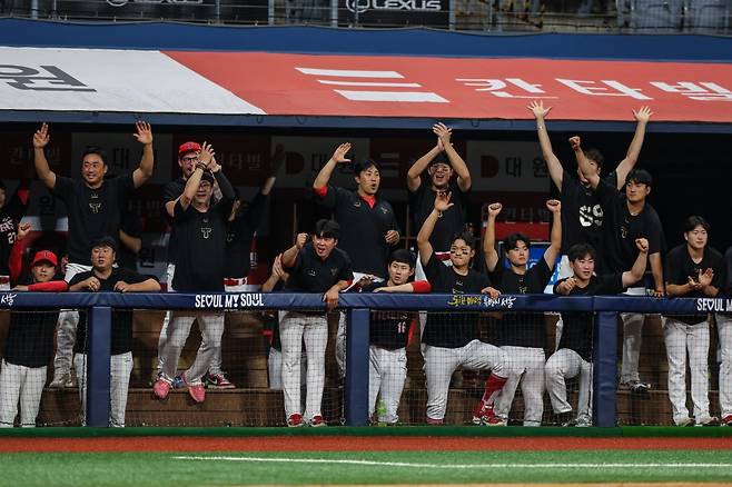 KIA는 대타 작전이 맞아떨어지며 부상자 속출한 위기 속에서도 전반기를 4위로 마무리했다. 사진제공|KIA 타이거즈