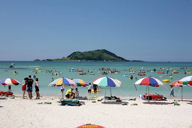 협재해수욕장. 사진제공|제주특별자치도관광협회