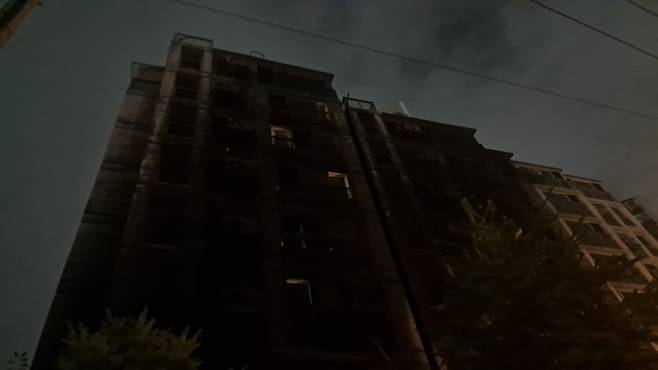 ▲ 17일 오후 9시5분쯤 불이 난 광명시 소하동 아파트