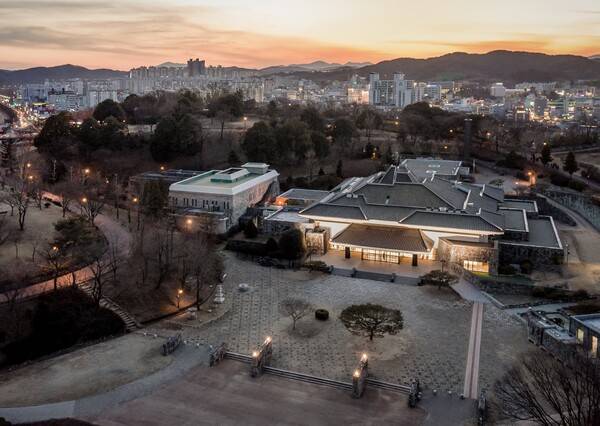 진주박물관 전경.