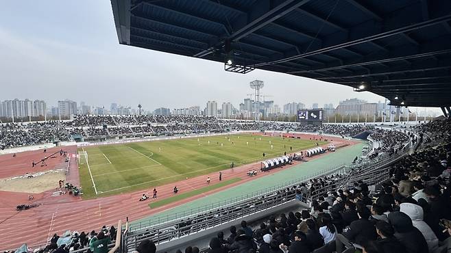 목동종합운동장 전경. 사진|서울 이랜드