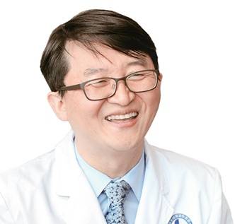 김범택 아주대병원 가정의학과 교수 - 현 아주대병원 비만클리닉 소장, 현 대한골다공증 학회 부회장