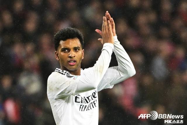 ‘기브미스포츠’는 “호드리구의 베르나베우에서의 미래는 불확실하다. 그는 더 많은 1군 출전을 원하고 있지만 레알에서 자신의 이름을 확실히 각인시키고 싶은 마음도 있다”고 밝혔다. 사진=AFPBBNews=News1