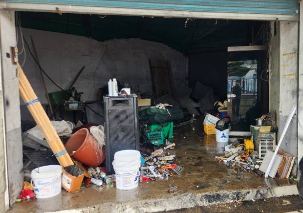 20일 찾은 광주 북구 신안동. 폭우로 인해 물이 들어차 난장판이 되어버린 창고의 모습. 이정준 기자