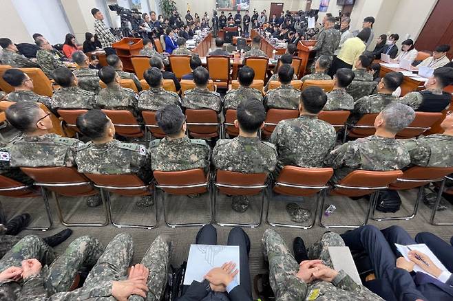 지난 1월 14일 서울 여의도 국회에서 ‘윤석열 정부의 비상계엄 선포를 통한 내란 혐의 진상규명 국정조사 특별위원회의’가 열린 가운데, 주요 군 관계자들이 참석하고 있다. (사진=연합뉴스)