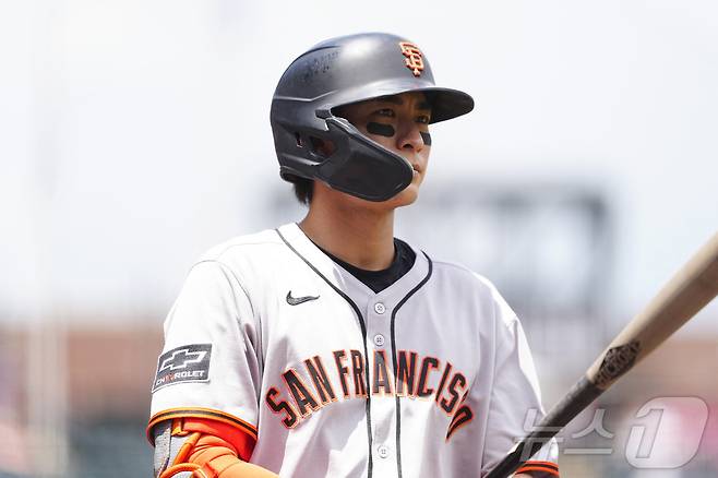 샌프란시스코 자이언츠 외야수 이정후는 20일(한국시간) 열린 2025 메이저리그 토론토 블루제이스전에서 3타수 무안타를 기록했다. ⓒ 로이터=뉴스1