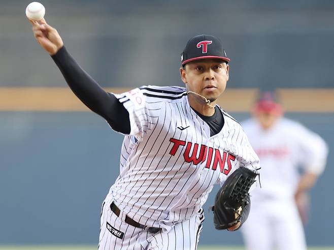 투구에 임하는 에르난데스. 사진 | 연합뉴스