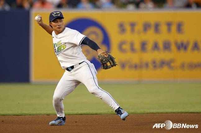 김하성이 수비를 펼치고 있다. /AFPBBNews=뉴스1