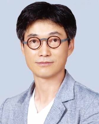 이대건 고창 책마을해리 대표