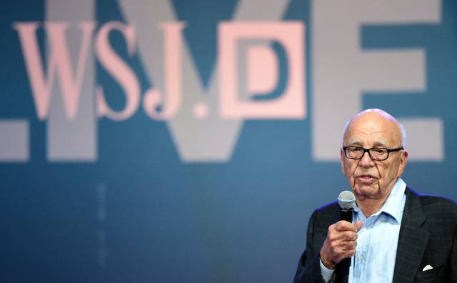 2015년 10월 19일 캘리포니아 라구나비치에서 연설하고 있는 미디어 거물 루퍼트 머독. AFP 연합뉴스