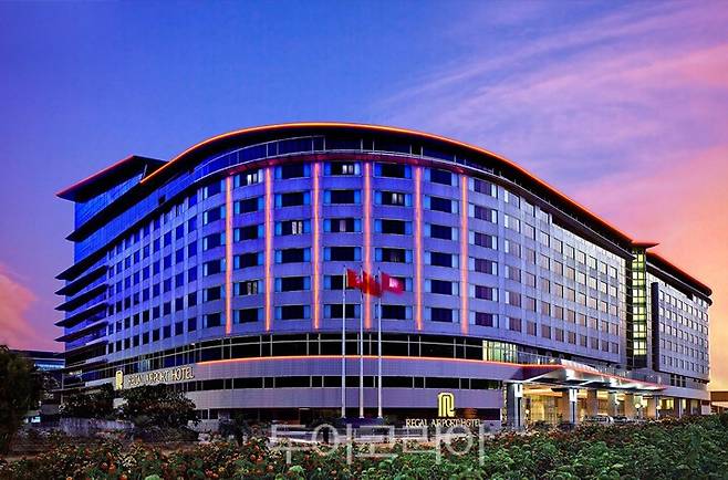 리갈 에어포트 호텔