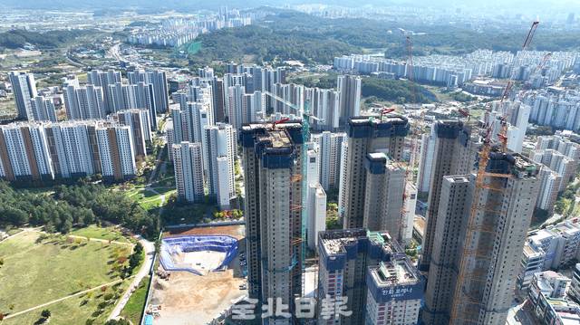 전주지역 한 아파트 건설 현장./사진=전북일보DB