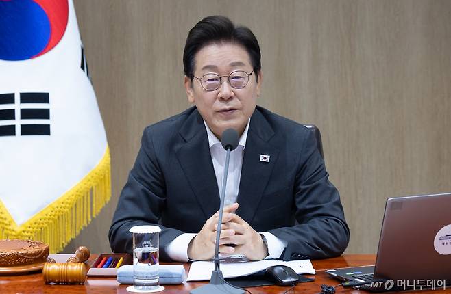 (서울=뉴스1) 허경 기자 = 이재명 대통령이 22일 서울 용산 대통령실 청사에서 열린 국무회의에서 발언하고 있다. (대통령실 제공. 재판매 및 DB 금지) 2025.7.22/뉴스1 Copyright (C) 뉴스1. All rights reserved. 무단 전재 및 재배포, AI학습 이용 금지. /사진=(서울=뉴스1) 허경 기자