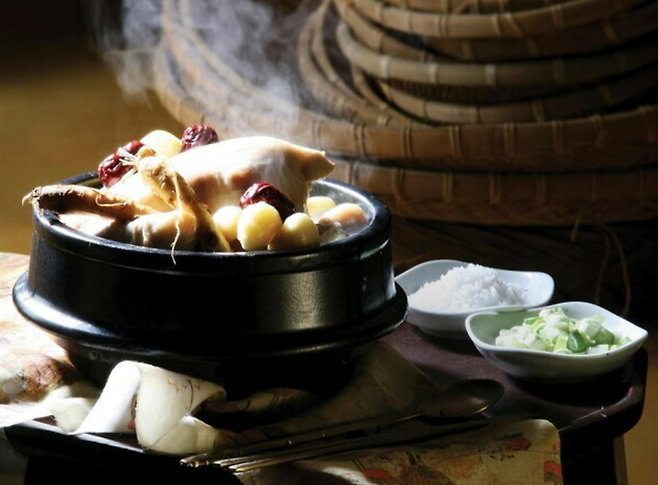 초복을 기점으로 보양식 수요가 급증했다. 게티이미지