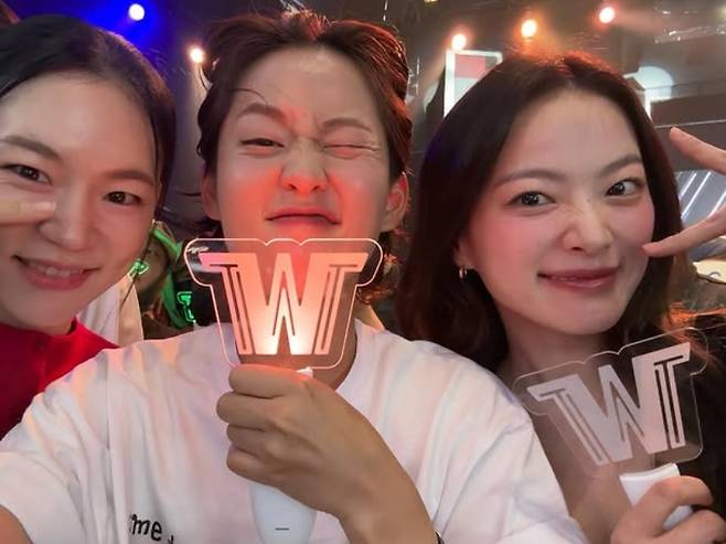 왼쪽부터 한예리 이연 천우희 / 이연 소셜미디어