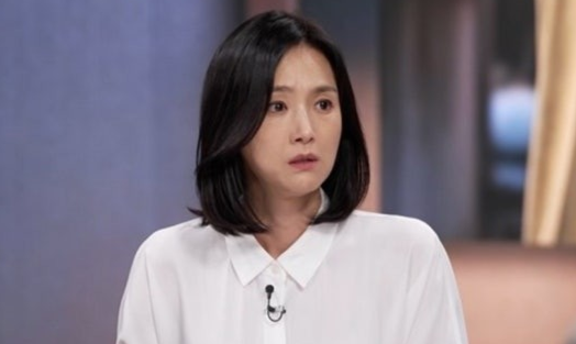 그룹 베이비복스 출신 이희진이 활동 시절 겪은 납치 미수 사건을 고백해 충격을 안겼다. TV조선 ‘모던 인물사 미스터.리’ 갈무리