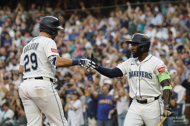 칼 랄리-랜디 아로자레나. 사진=게티이미지코리아