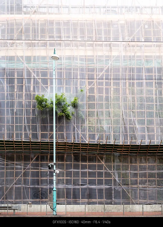 129af61ebd866bf120a8d3b706f11a3988181f400414e28532