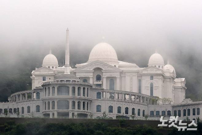 가평 통일교 본부 천정궁. 가평=박종민 기자