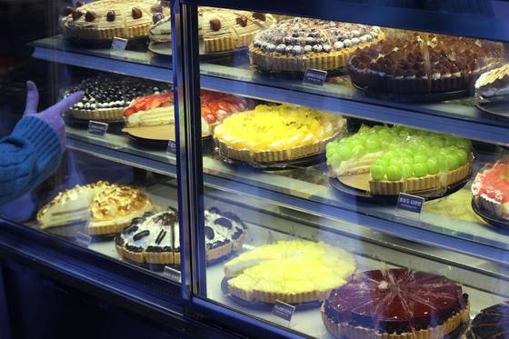 지난 2월 서울 강남구 SETEC에서 열린 '2025 서울 카페&베이커리페어'에 진열된 다양한 타르트. 사진은 직접적인 기사 내용과 무관. 연합뉴스