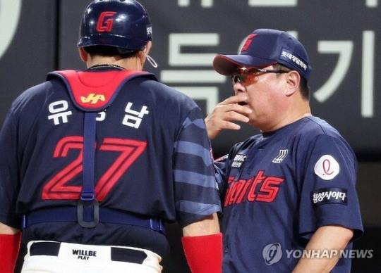 김태형 감독과 유강남