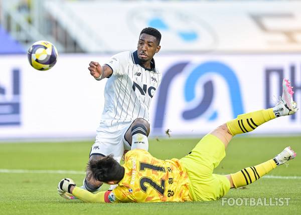 가브리엘(왼쪽, 서울 이랜드). 서형권 기자