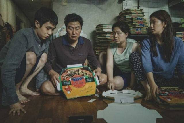 영화 '기생충'이 전 세계 박스오피스 1위를 하며 기네스에 올랐다. / 영화 '기생충'