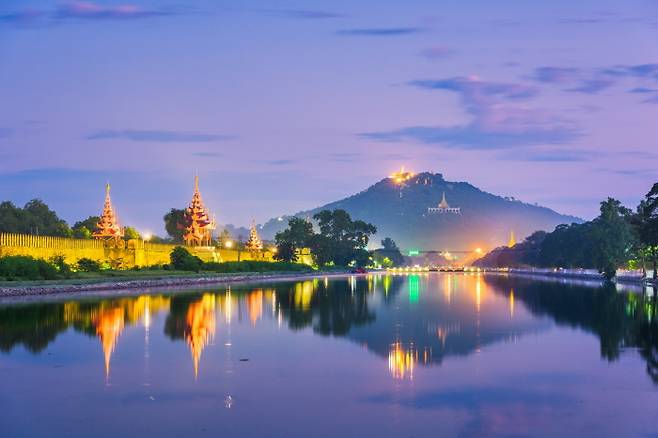 미얀마 만달레이 ©Sean Pavone_shutterstock