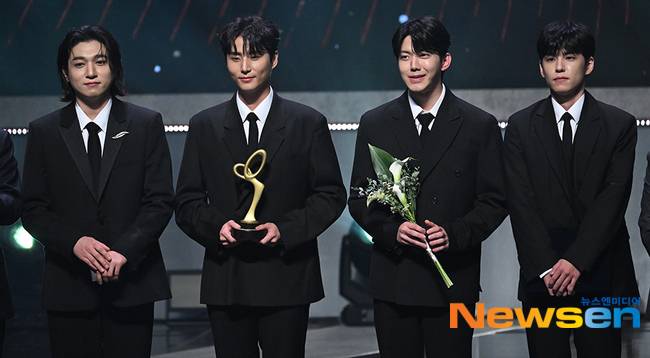 사진=왼쪽부터 성진, 영케이, 도운, 원필/뉴스엔DB