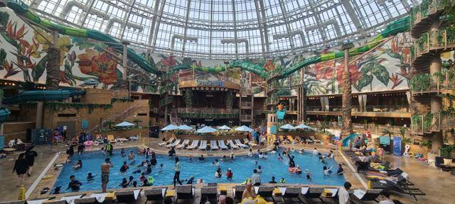 인스파이어 리조트 내 실내 워터파크 스플래시 베이 모습. 박경담 기자