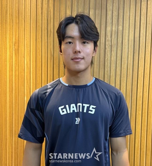 롯데 한태양이 스타뉴스와 인터뷰를 하고 있다. /사진=양정웅 기자