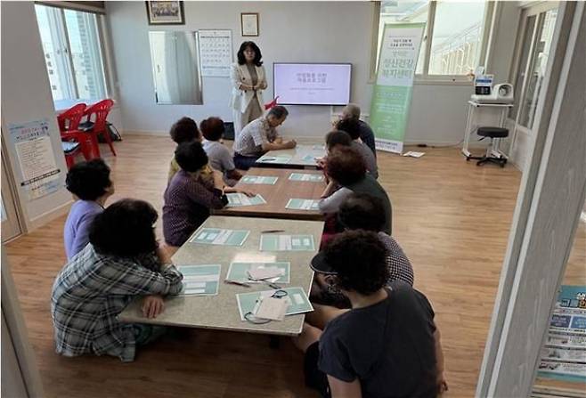 경북도가 대규모 산불로 심리적 충격을 겪고 있는 도민들의 심리 회복을 위해 총력전을 펼치고 있다. 경북도 제공.