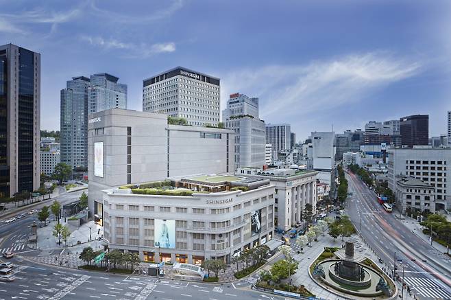 신세계백화점 본점 전경. 신세계백화점 제공