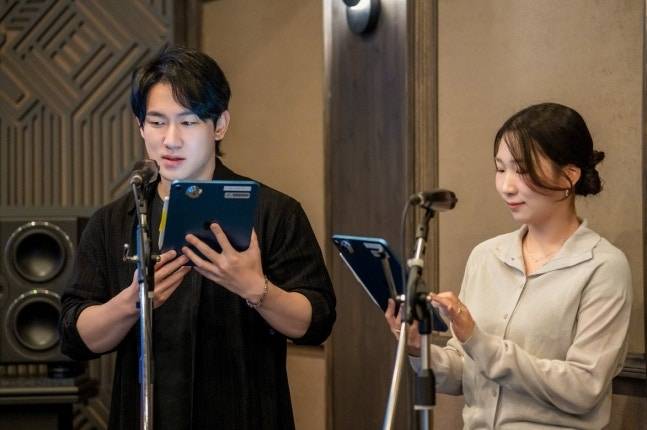 민승우, 신나리 성우. 사진l넷플릭스