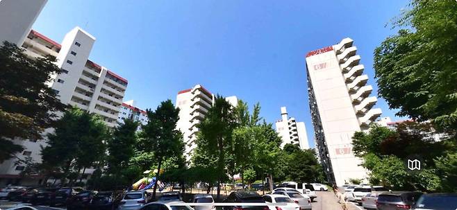 압구정 5구역 한양아파트 전경.