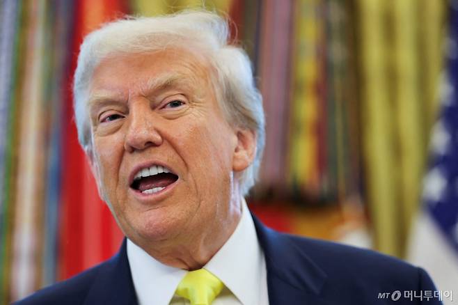 (워싱턴 로이터=뉴스1) 7일(현지시간) 도널드 트럼프 미국 대통령이 백악관에서 경제 정책과 관련된 주요 발표를 하고 있다. 2025.08.07 ⓒ 로이터=뉴스1 Copyright (C) 뉴스1. All rights reserved. 무단 전재 및 재배포, AI학습 이용 금지.