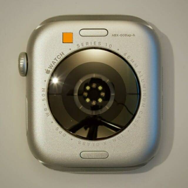 올해 초 애플워치10의 시제품으로 추정되는 사진이 공개됐다. (출처=스텔라퍼지 엑스@StellaFudge)