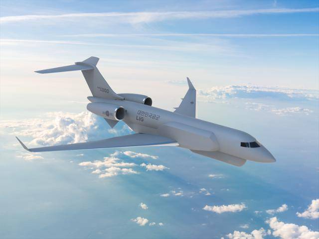 국내 기술로 개발되는 전자전기는 각종 전자전 장비를 장착하고 원거리에서 적의 방공망과 통신망을 교란 및 마비시킬 예정이다. LIG넥스원 제공