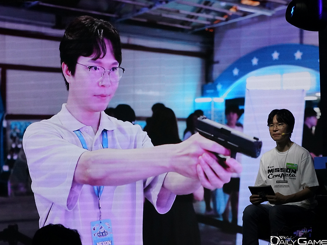 김태현 디렉터도 6500여 명이 참가한 '서든캠프'에 함께했다.