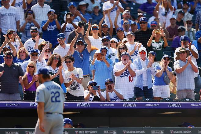 클레이튼 커쇼는 올시즌 두 차례 4일 휴식 후 등판서 모두 5이닝 1실점으로 호투했다. AFP연합뉴스