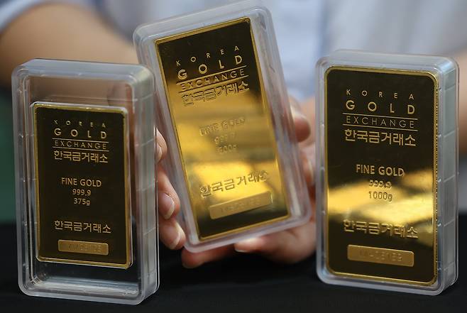 한국금거래소에서 출시한 '골드바'/연합뉴스.
