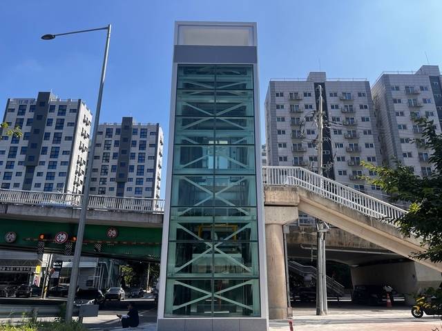 양평교 승강기 1호기(양평동5가 44-1). 영등포구청 제공