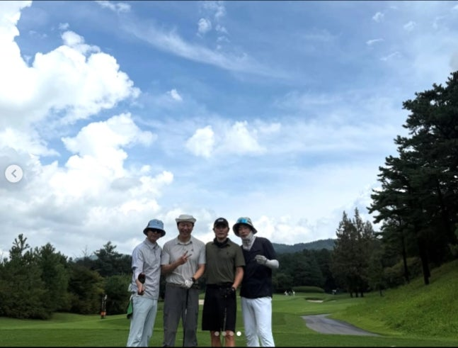 SBS ‘신사의 품격’ 출연자로 골프 라운딩 모임을 가진 배우 김민종(왼쪽부터), 김수로, 장동건, 이종혁. 사진 김수로 SNS 캡처