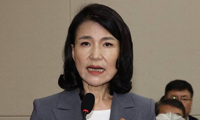 이진숙 방송통신위원장이 20일 오전 국회에서 열린 과학기술정보방송통신위원회 전체회의에서 2024 회계년도 결산보고를 하고 있다. 윤운식 선임기자 yws@hani.co.kr