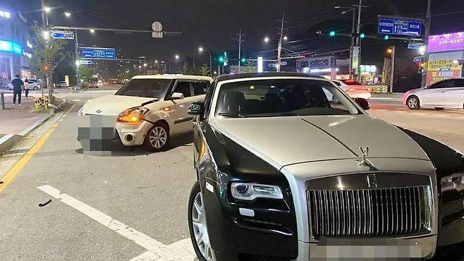남양주 쏘울 롤스로이스 교통사고