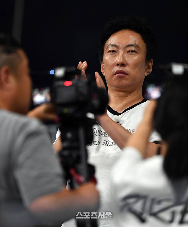 박명수가 9일 고척스카이돔에서 열린 2024 프로야구 키움히어로즈와 한화이글스의 경기에서 프로그램 촬영을 위해 경기장을 찾았다. 2024.07.09. 고척 | 강영조기자 kanjo@sportsseoul.com